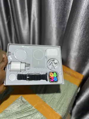 X8 Unique Combination Smart Watch With Magsafe Powerbank