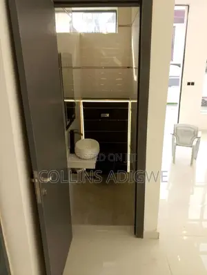 5bdrm Duplex in Osapa Lekki Phase 1 for sale