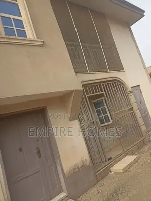 4bdrm Block of Flats in New London, Ipaja for sale