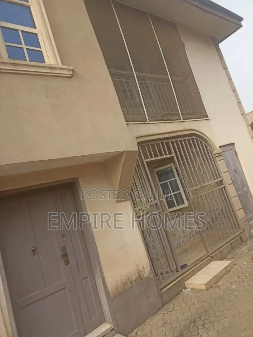 4bdrm Block of Flats in New London, Ipaja for sale