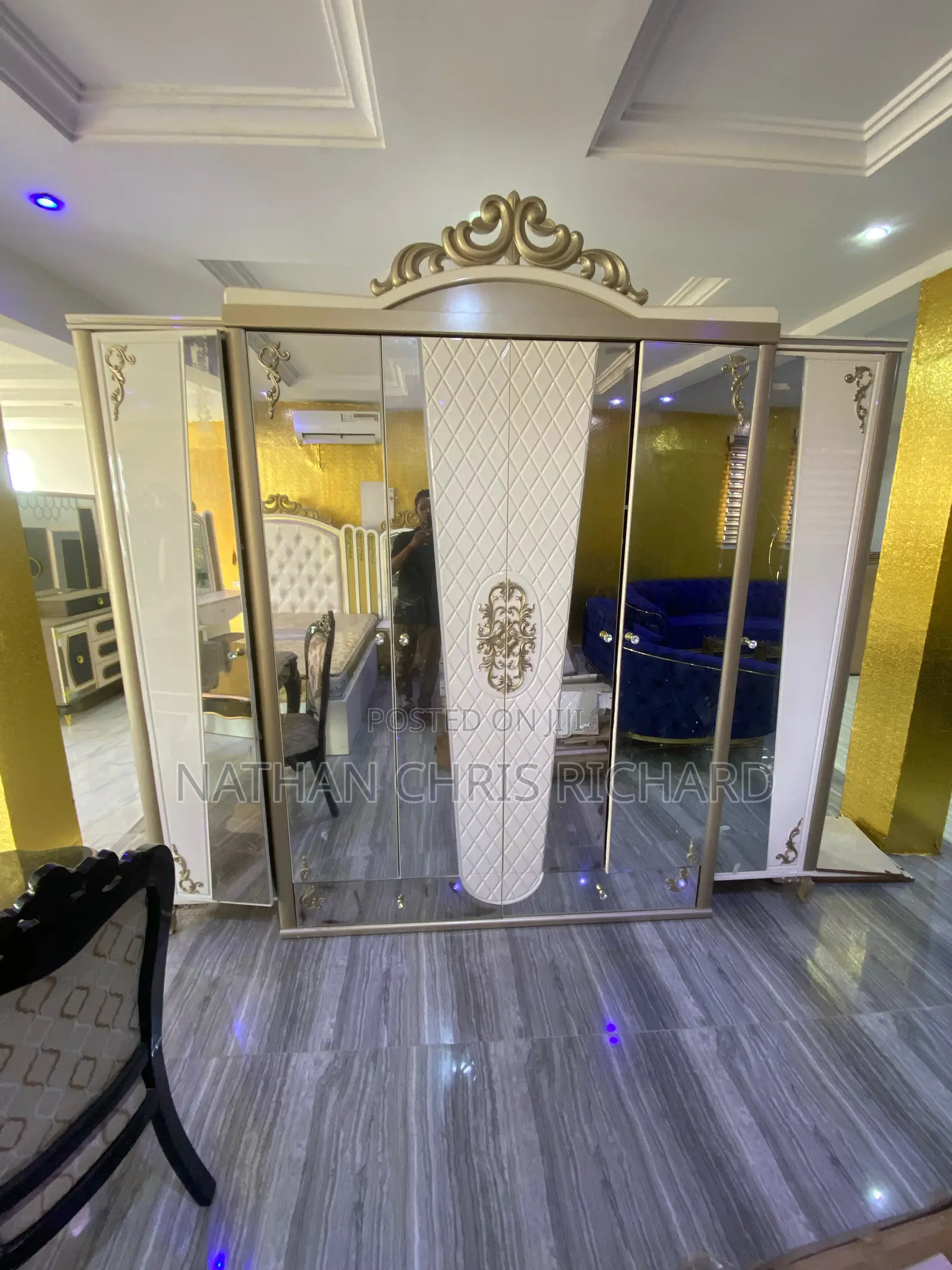 High Quality Bedset With Wardrobe and Table
