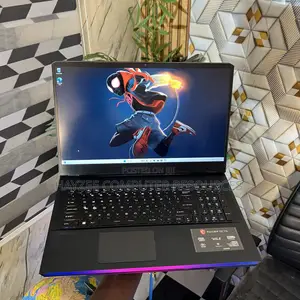 Photo - Laptop MSI Raider GE76 12UGS 16GB Intel Core i7 SSD 1T