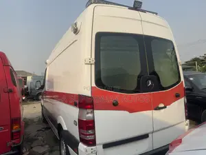 Mercedes-Benz Sprinter 2015 White