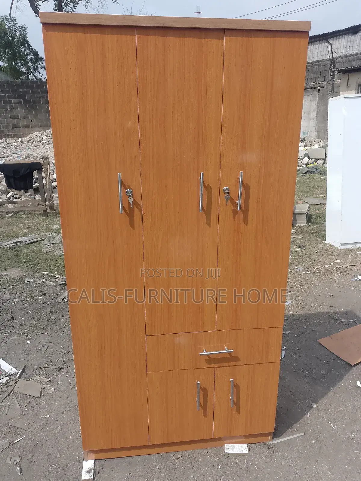 6ft X 3ft Wardrobe (Brown Color)