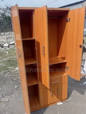 6ft X 3ft Wardrobe (Brown Color)