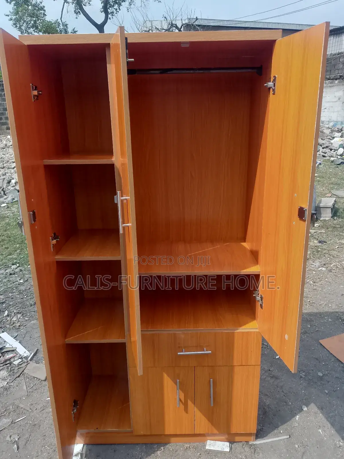 6ft X 3ft Wardrobe (Brown Color)