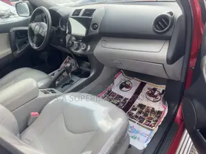 Toyota RAV4 3.5 Limited 4x4 2012 Red