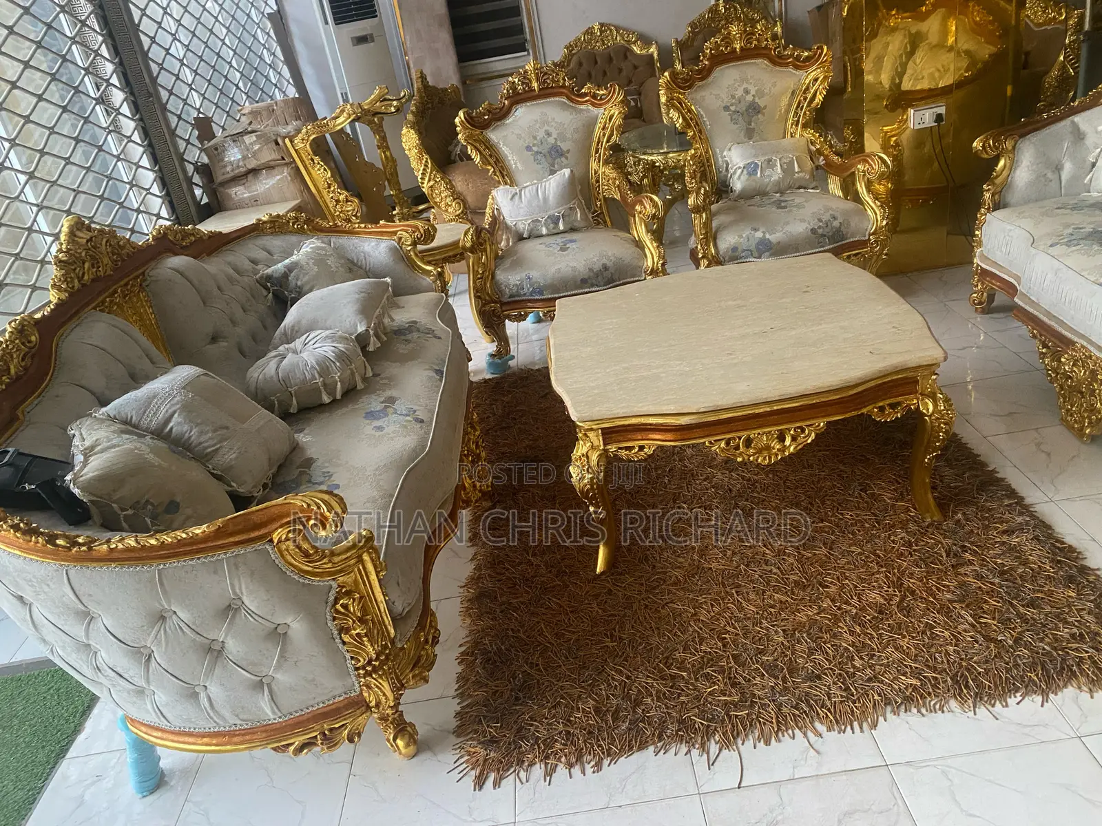 High Quality Royal Luxury Sofa Set