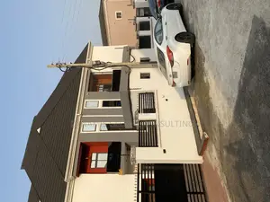 Furnished 4bdrm Duplex in Waterfront Estate, for sale
