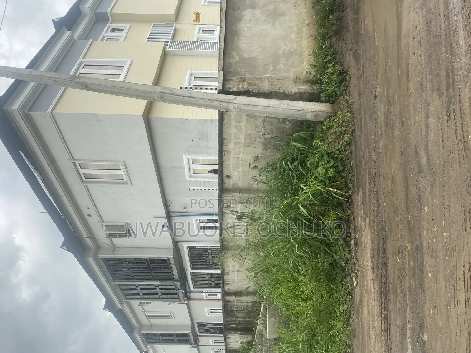 2bdrm Block of Flats in Warri for rent