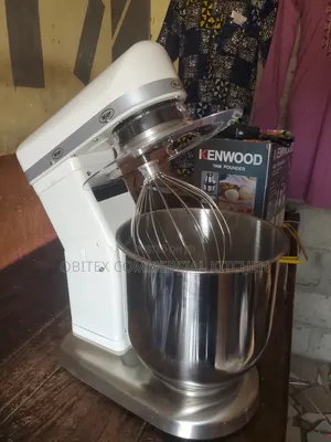 Industrial Table Top 10l Cake Mixer Is Available for Sales