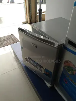 Efficient Cooling 45L Polystar Bedside Refrigerato(Pv-Bs81sl