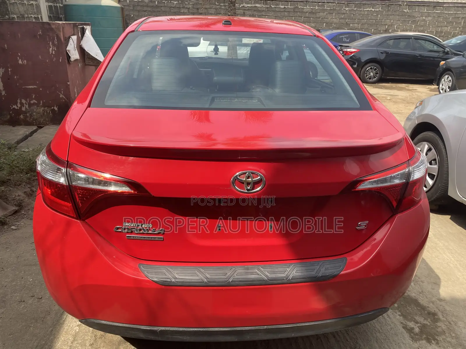 Toyota Corolla 2015 Red