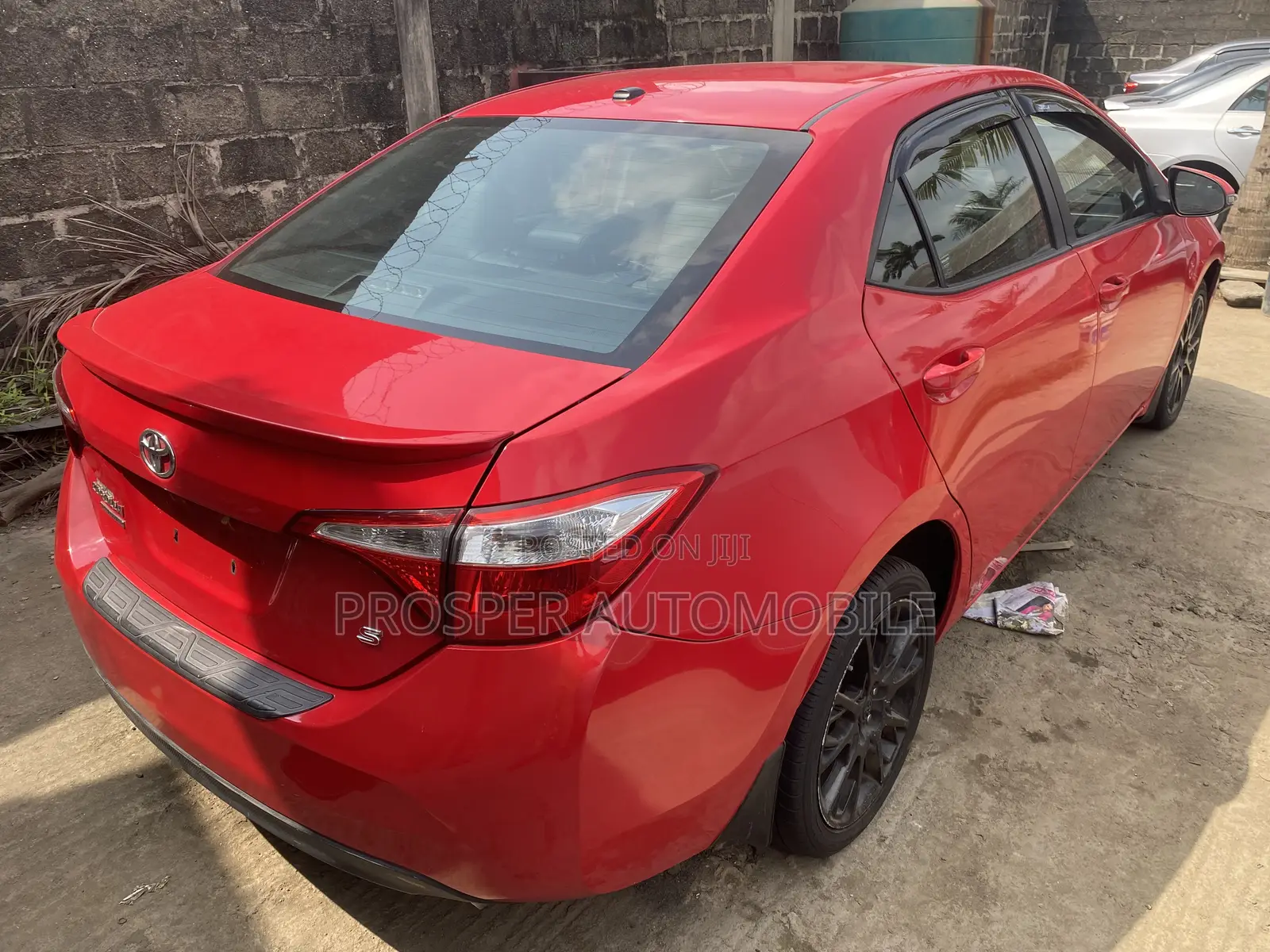 Toyota Corolla 2015 Red
