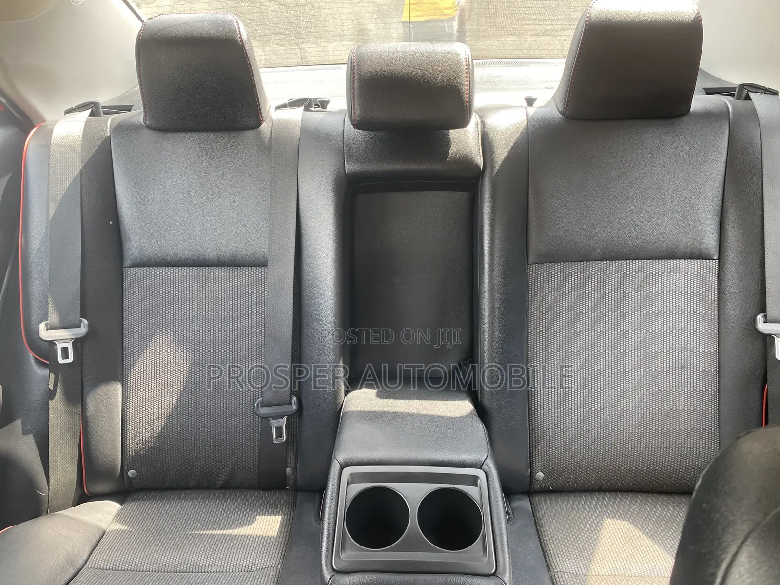 Toyota Corolla 2015 Red