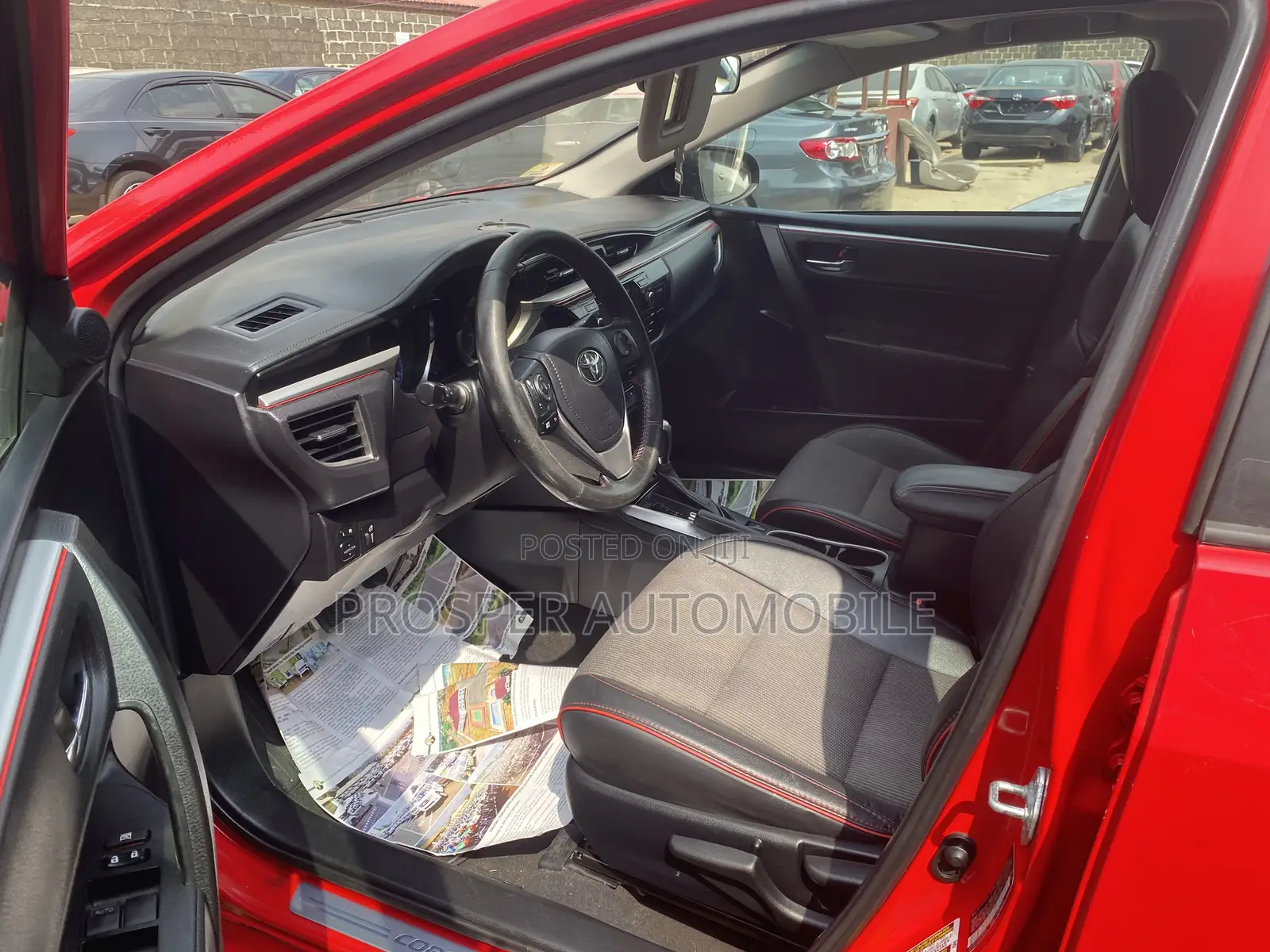 Toyota Corolla 2015 Red