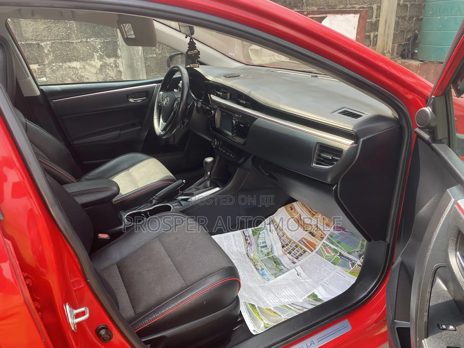Toyota Corolla 2015 Red