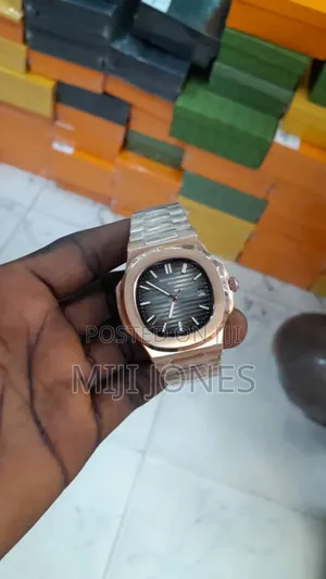 Photo - Automatic Rose Gold Chain Watch