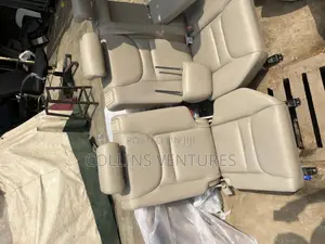 Complete Seat Toyota Highlander 200-2003 Available