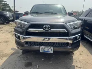 Toyota 4-Runner 2015 Gray