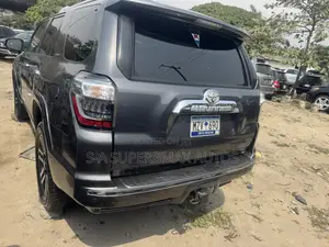 Toyota 4-Runner 2015 Gray