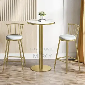 Quality Bar Stools and Table Set