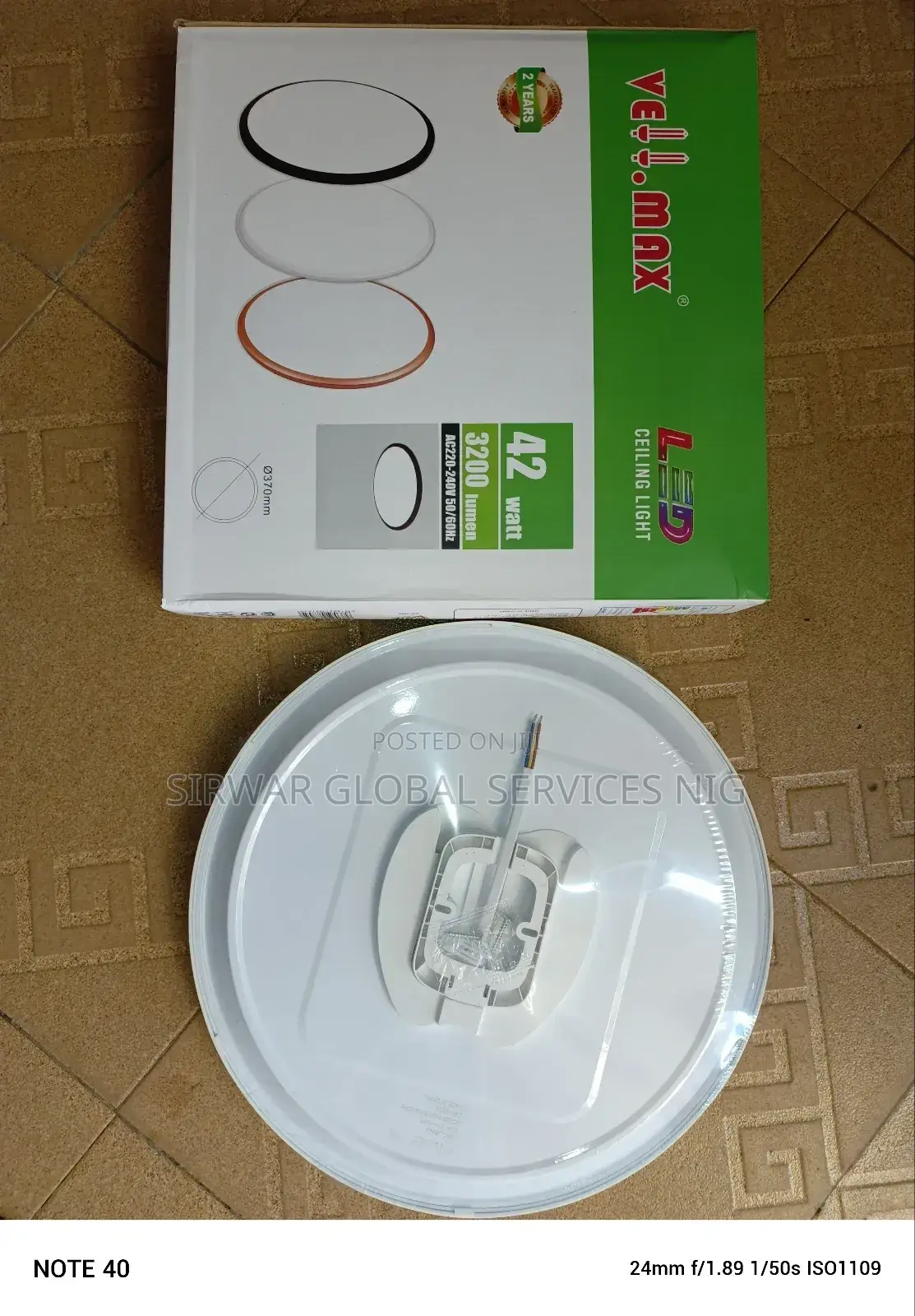 42w Ceiling Flush