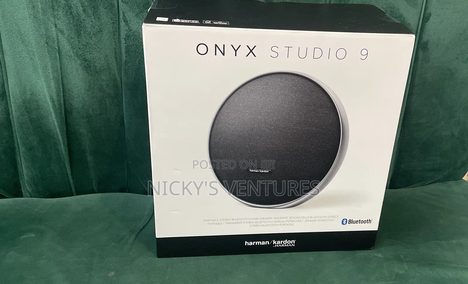 Onyx Studio 9