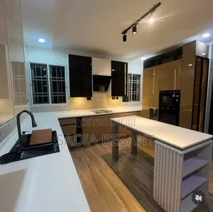 Kitchen Design (Contemporary)