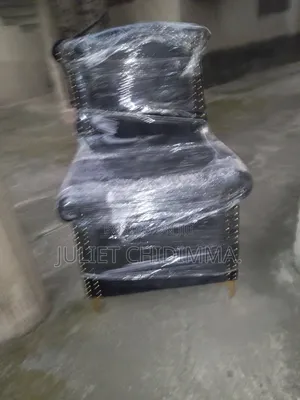 A Quality Accent Sofa