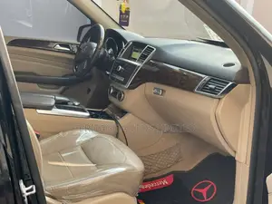 Mercedes-Benz M Class 2013 Black