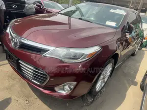 Toyota Avalon Limited Sedan FWD (3.5L 6cyl 6A) 2013 Burgundy