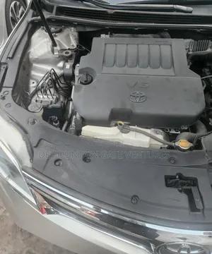 Toyota Avalon 2013 Gold