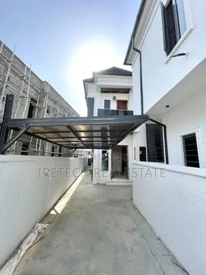 4bdrm Duplex in Orchid Road Lekki for sale