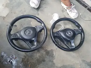 Mercedes Benz Steering Wheel and Airbags Available