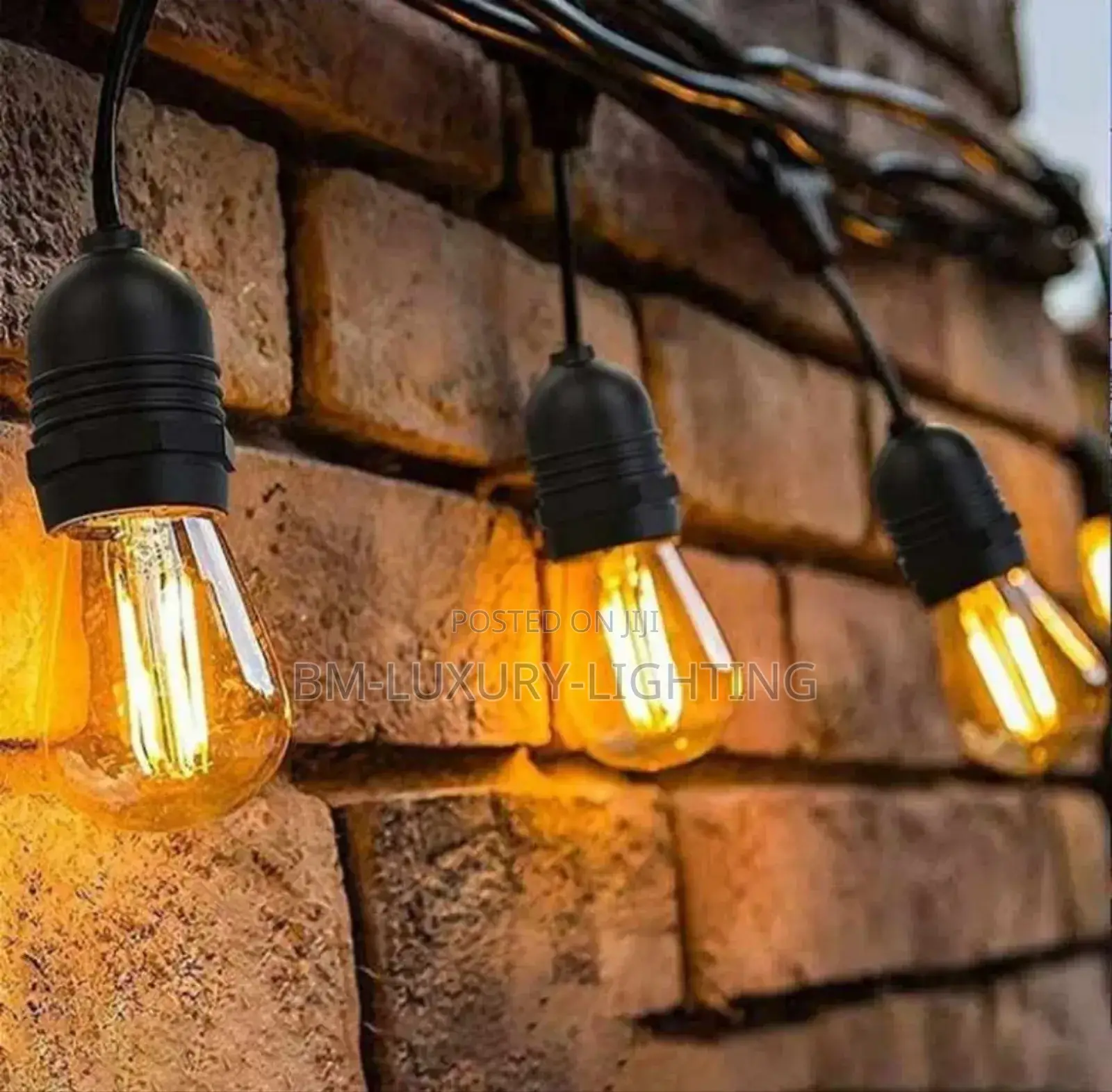 Multiple Bulbs Hanging Light