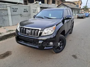 Toyota Land Cruiser Prado 2011 Black