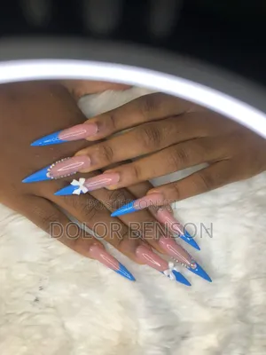 Acrylic Nails and Press on Nails