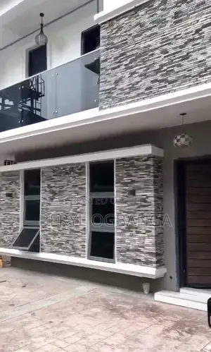Furnished 4bdrm Apartment in Ikate for rent