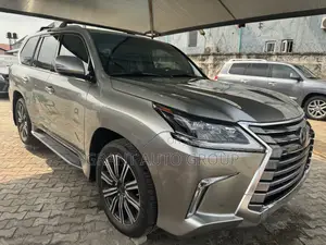 Lexus LX 570 AWD 2018 Gold