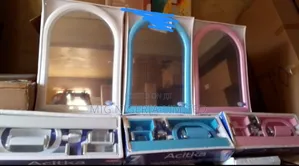 Executive Bathroom Mirror Accessory Sets Colours