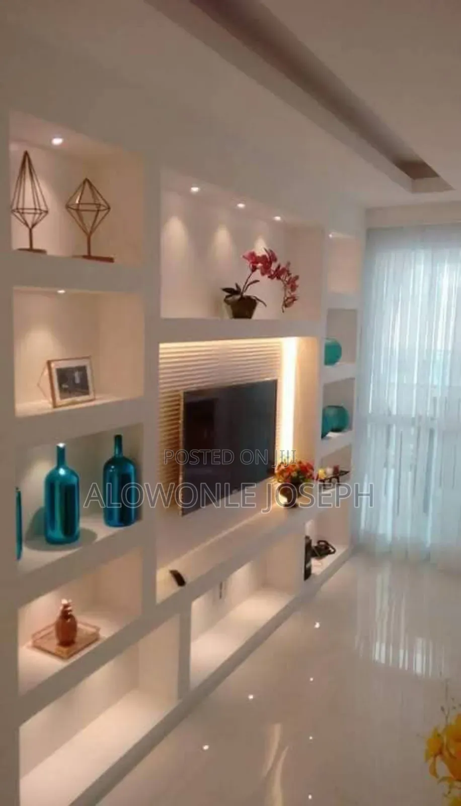 Tv Stand P.O.P