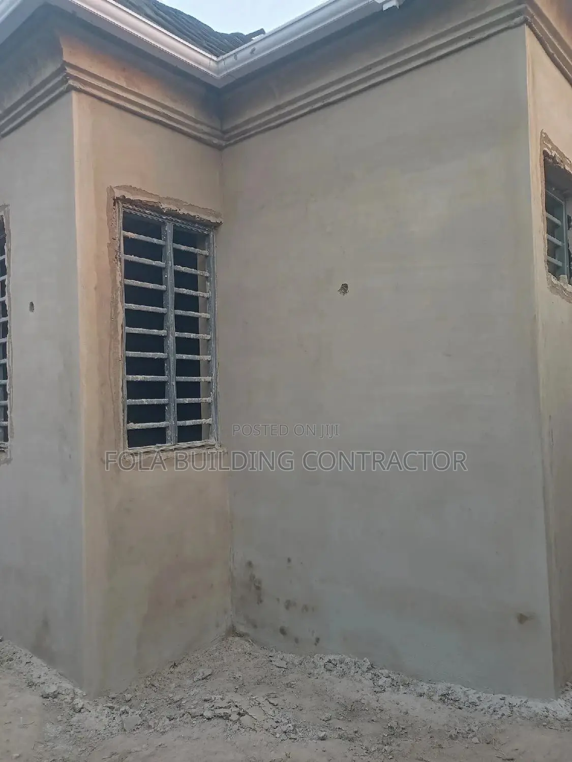 Fola Building Contractor (Bricklayer)