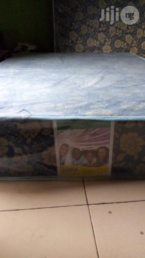 Sarafoam Bed/Mattressess And Pillows