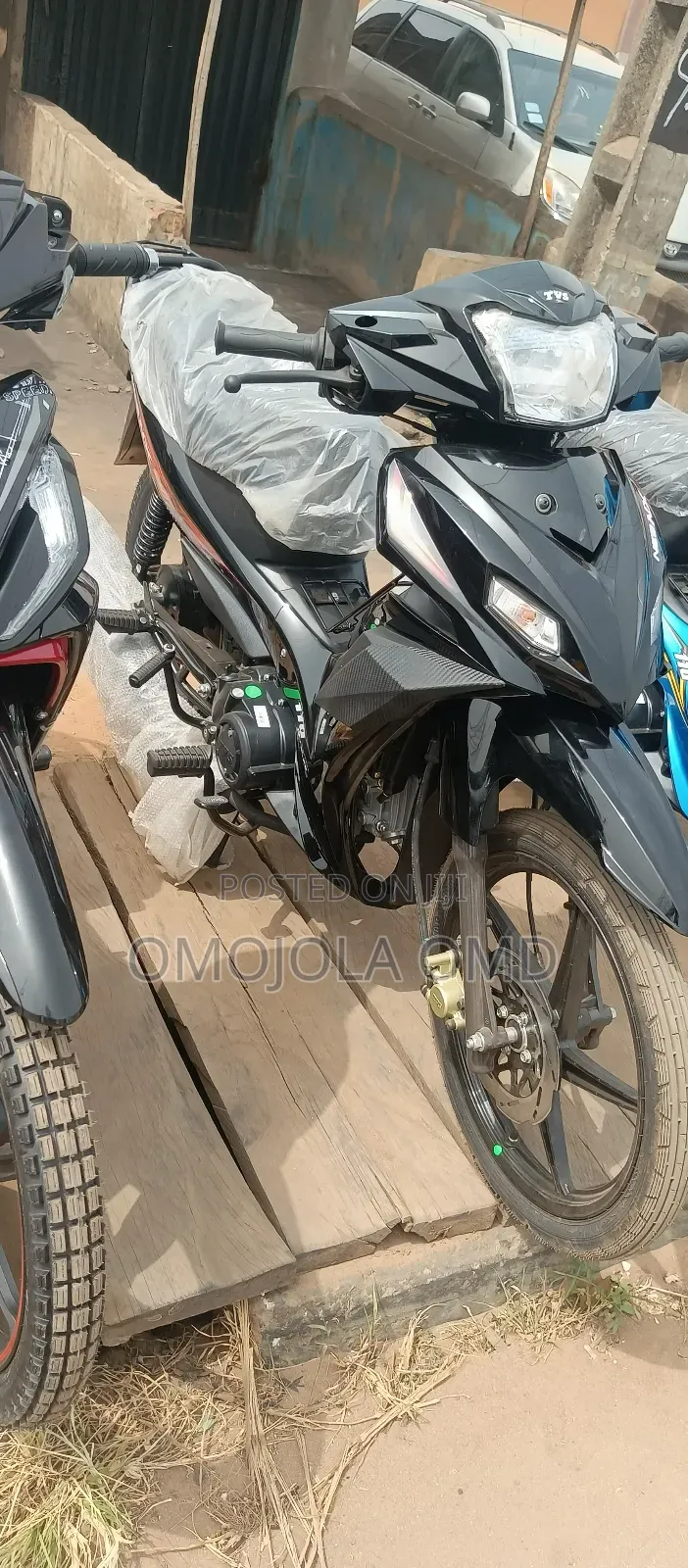 New TVS Neo NX 2024 Gray