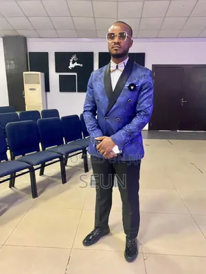 Suit Rental With Accessories