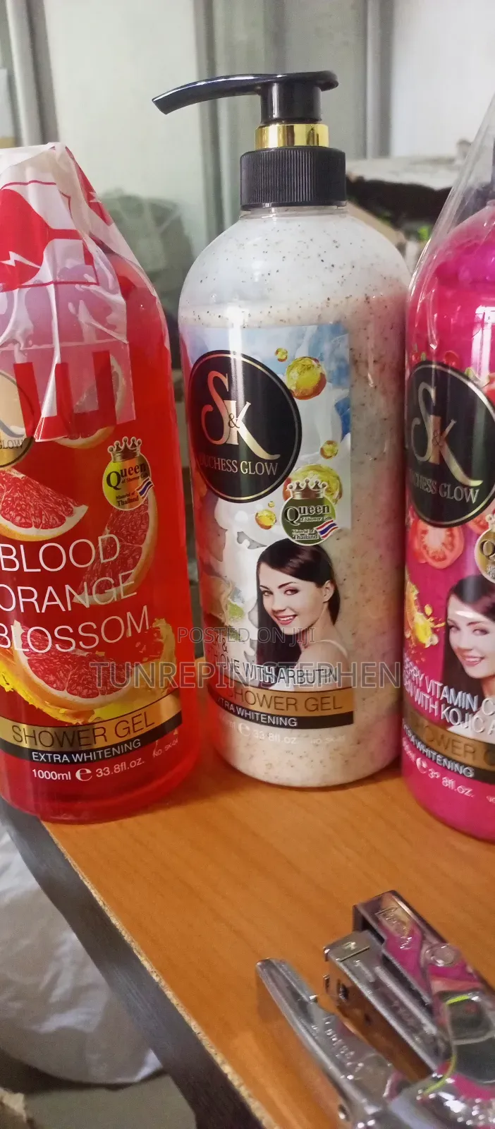 Sk Duchess Glow Shower Bath.