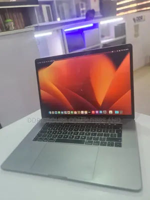 Photo - Laptop Apple MacBook 2019 16GB Intel Core I7 SSD 256GB