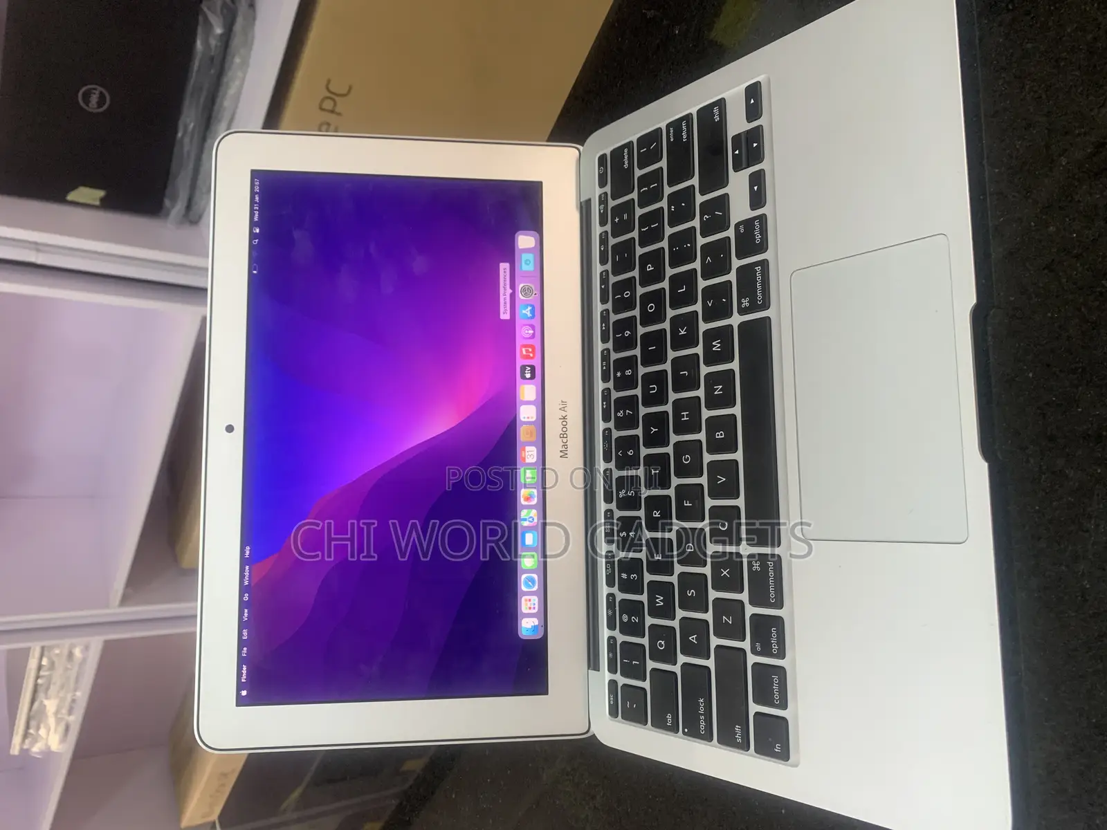 Laptop Apple MacBook Air 4GB Intel Core I5 SSD 128GB