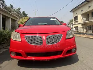 Photo - Pontiac Vibe 2005 Red